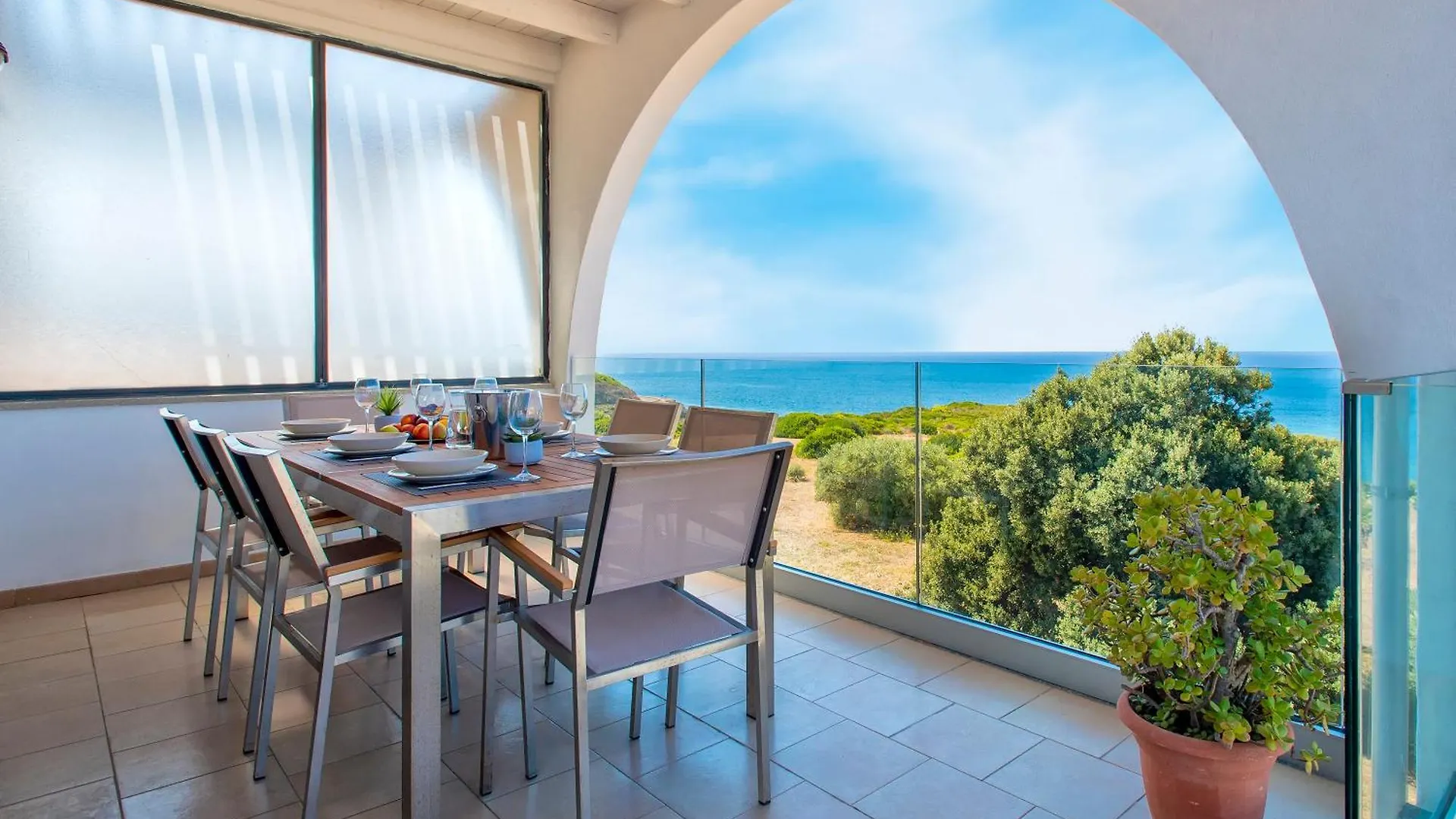 アパート Alghero Appartamento Nereidi Sul Mare Attico Con Incredibile Vista E Verande Per 8 Persone イタリア